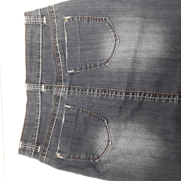 Hot to trot jean skirt size small - Picture 8 of 10